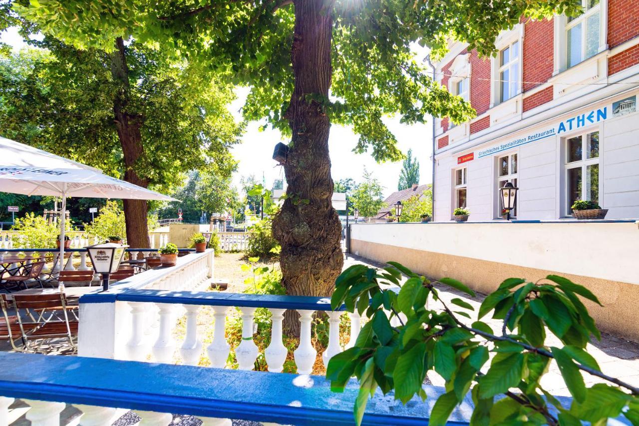 Hotel Am Hain Lubben Exterior photo